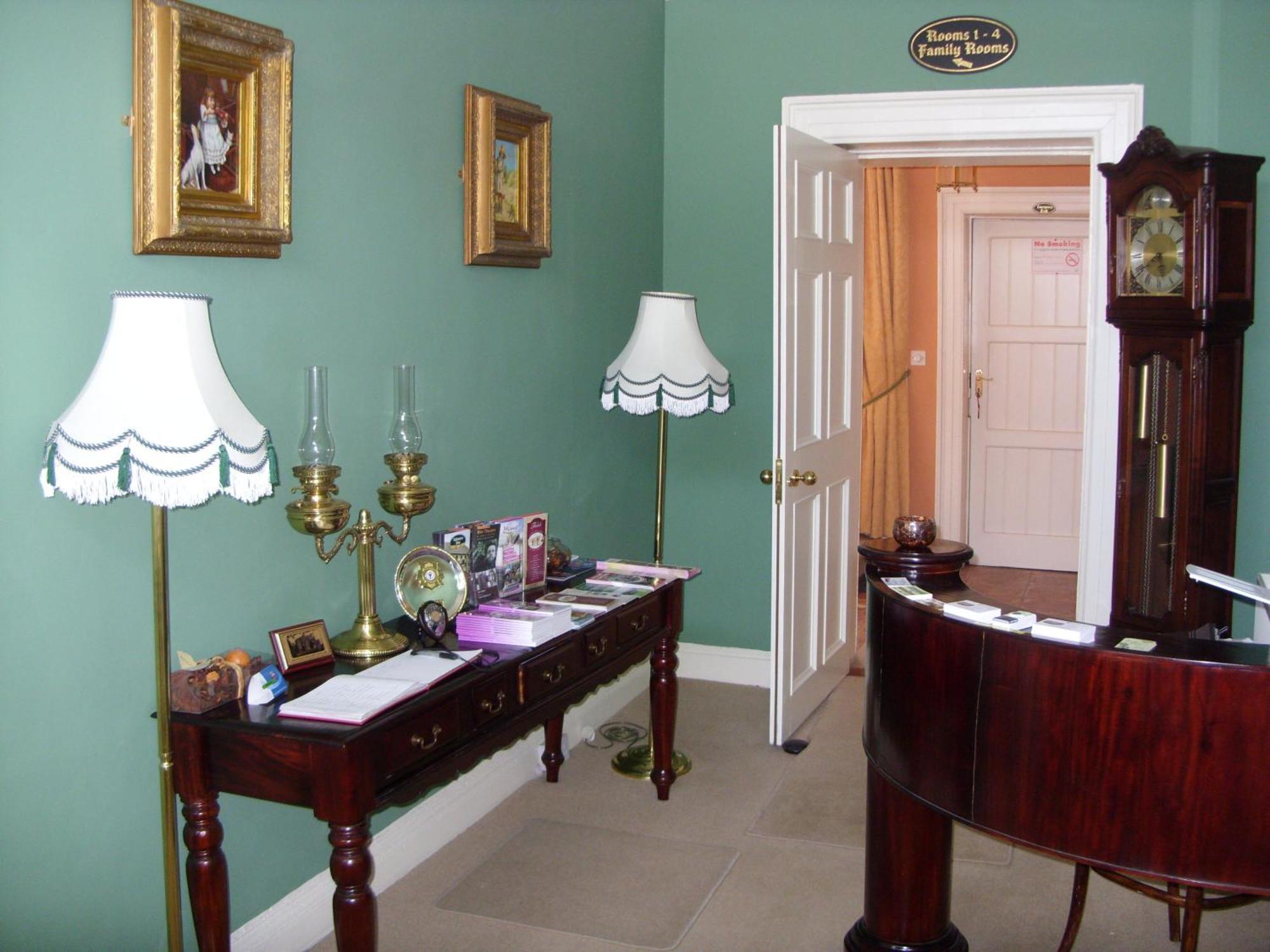 Townsend House Guest House Birr Dış mekan fotoğraf